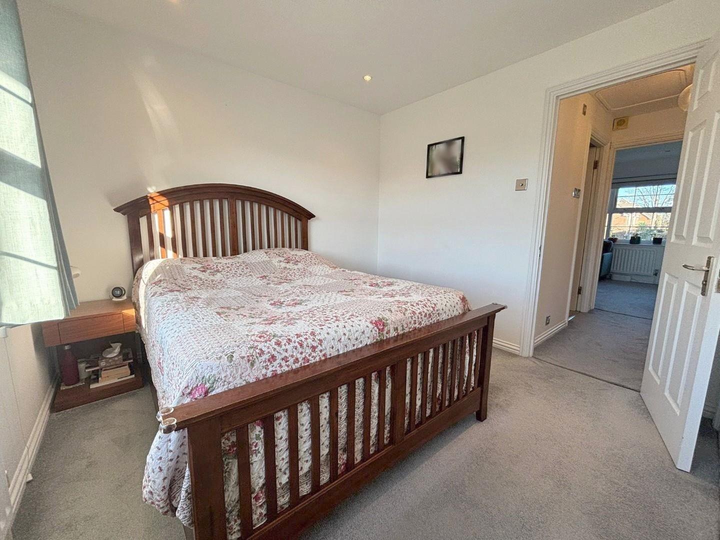 Bampton Drive, Mill Hill, NW7, London